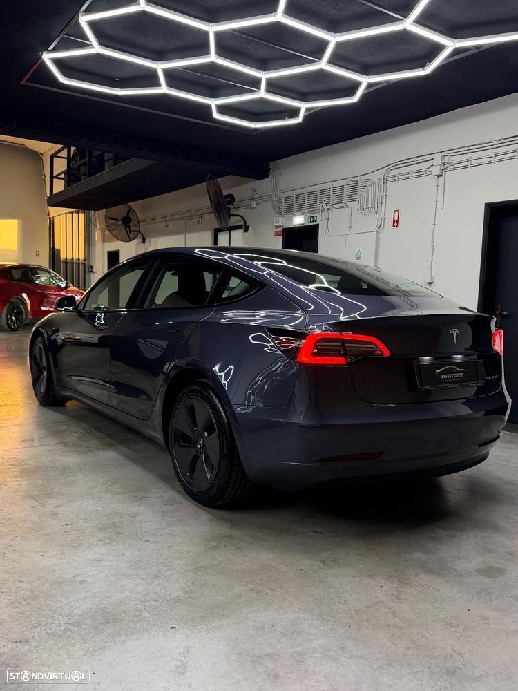 Tesla Model 3 Long-Range Dual Motor AWD - 4