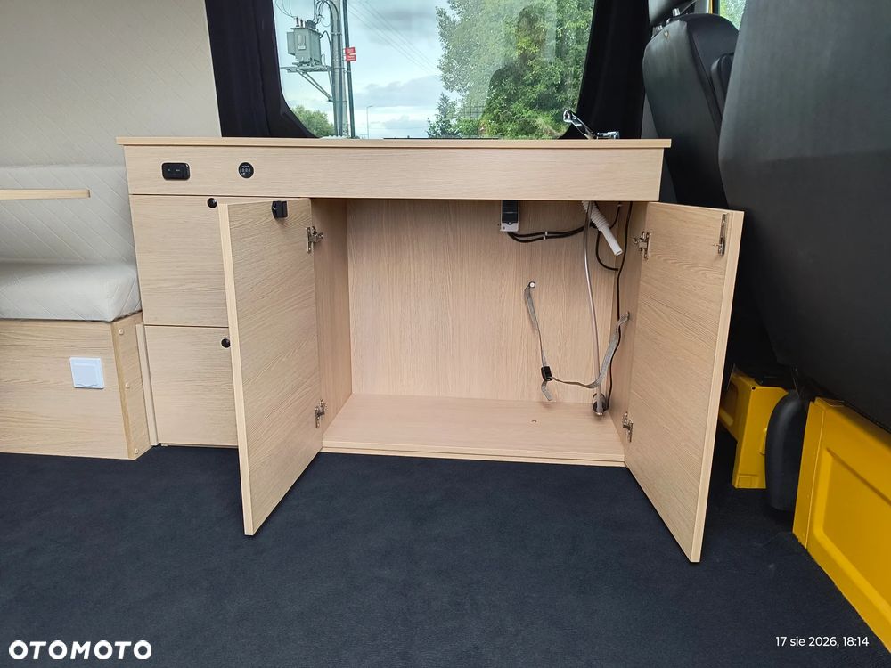 Mercedes-Benz sprinter - 13