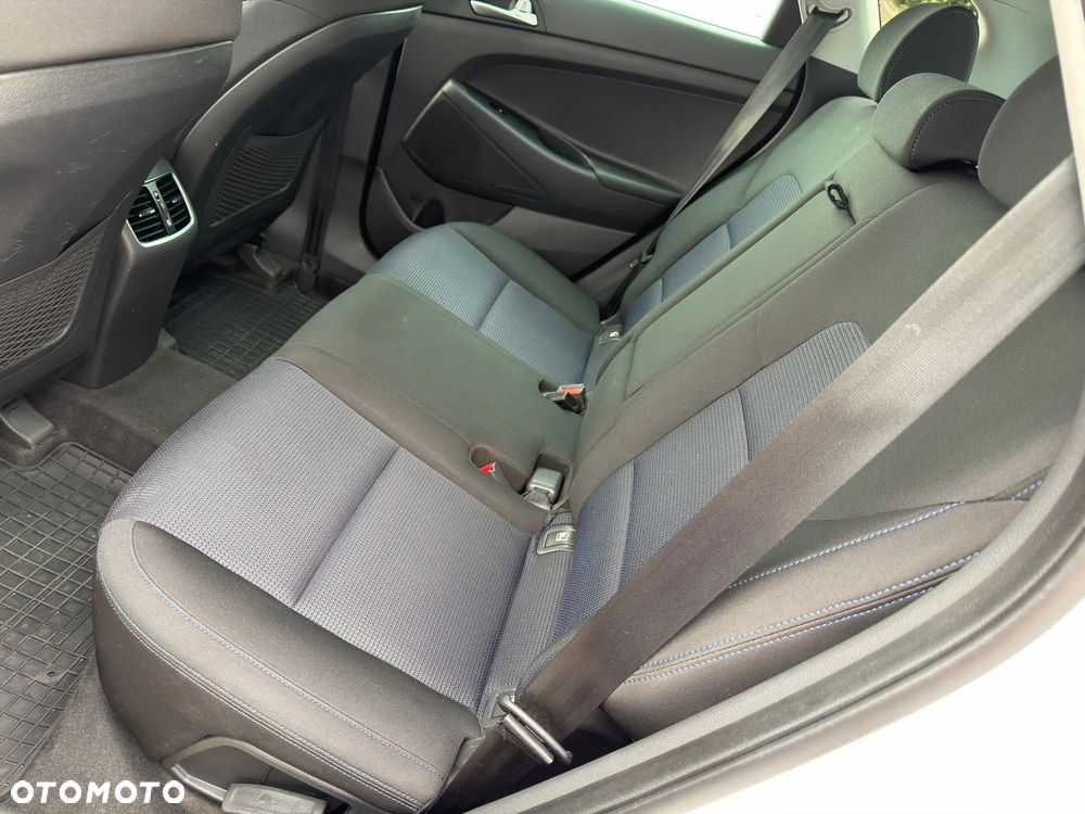 Hyundai Tucson 1.6 GDI BlueDrive Comfort 2WD - 13