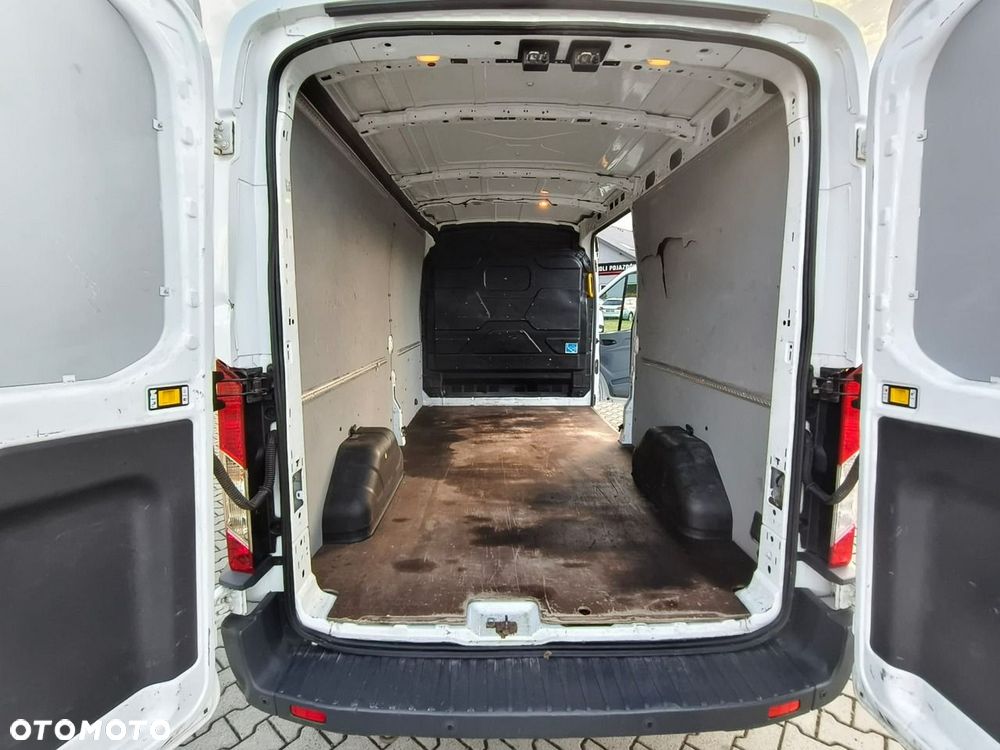 Ford Transit - 17