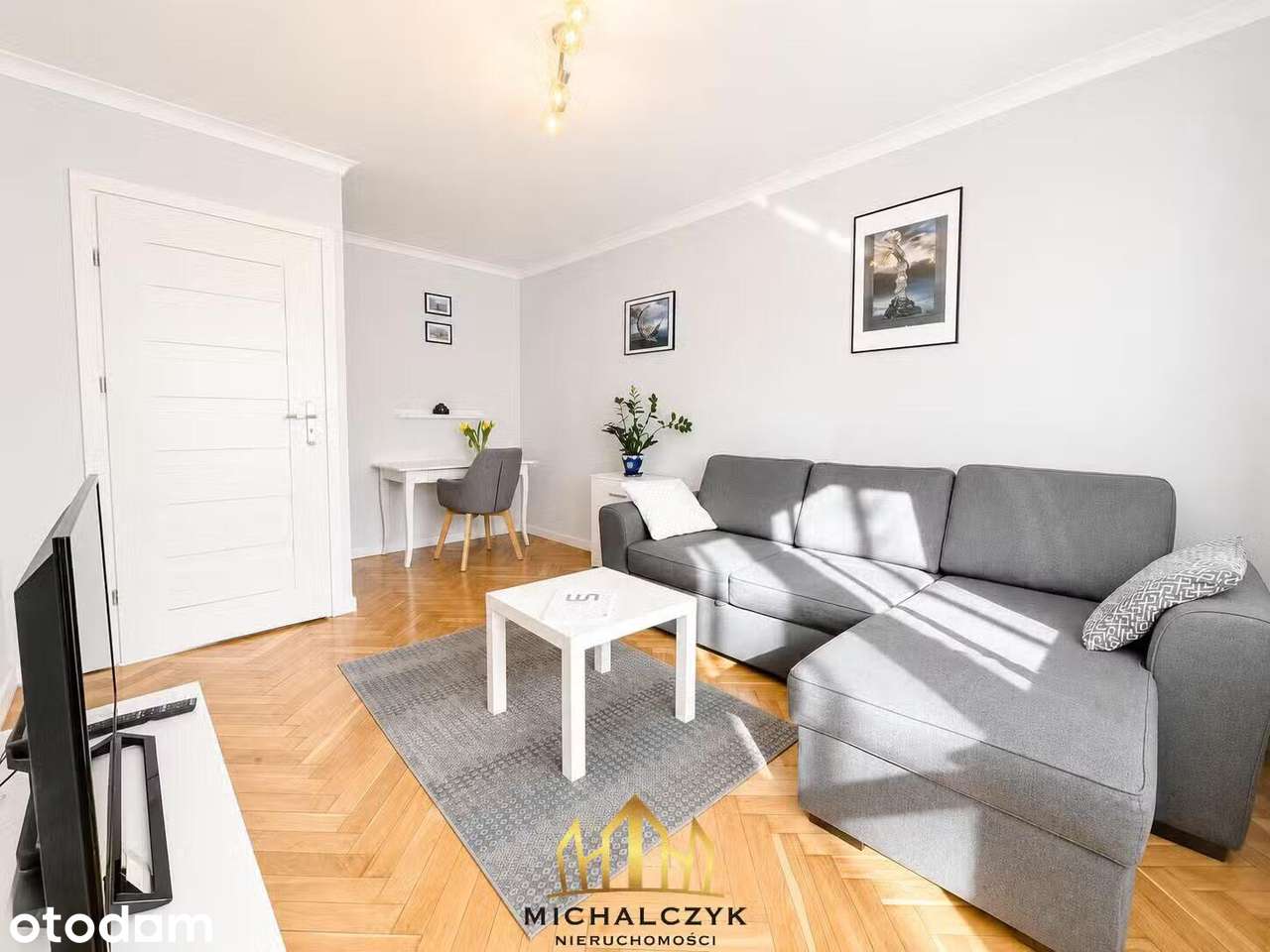 Śródmieście | 2 pokoje | 2 piętro | balkon | parking ze szlabanem