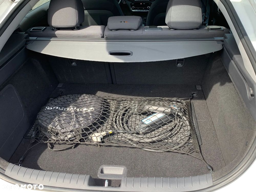 Hyundai IONIQ Style - 16