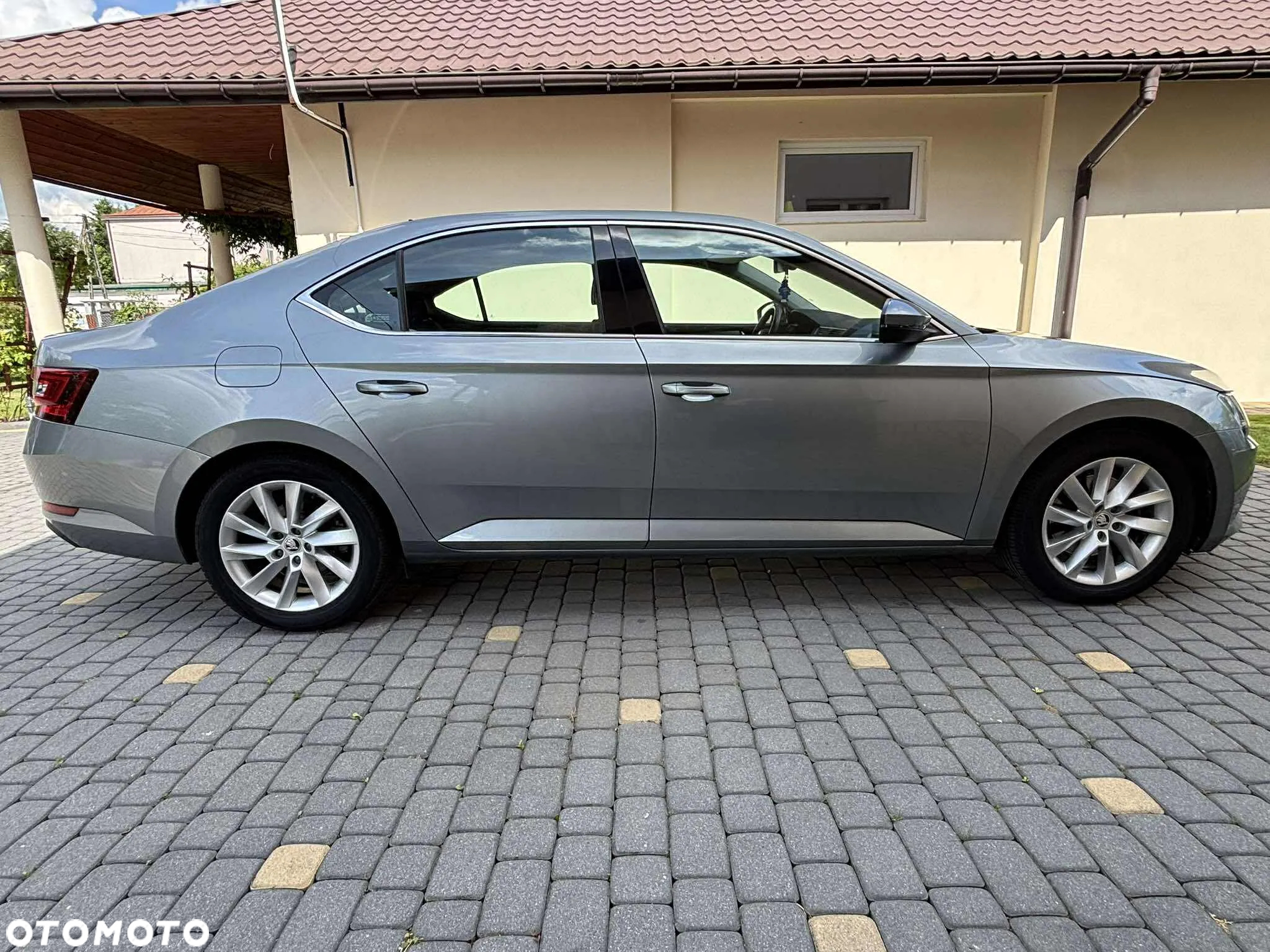 Skoda Superb 2.0 TDI Style - 7