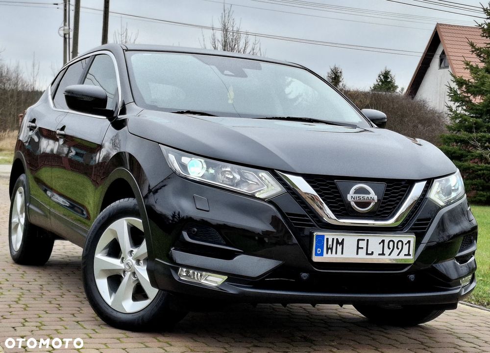 Nissan Qashqai 1.6 DIG-T Tekna - 1