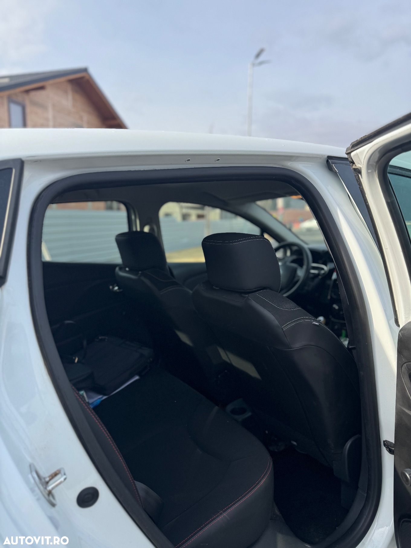 Renault Clio 1.5 dCi 75 Expression - 11