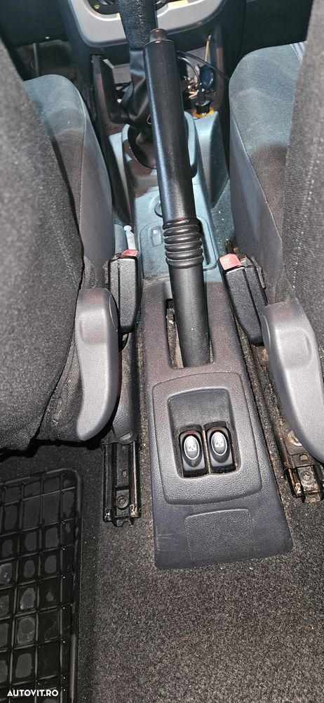 Dacia Sandero 1.4 MPI Laureate - 10