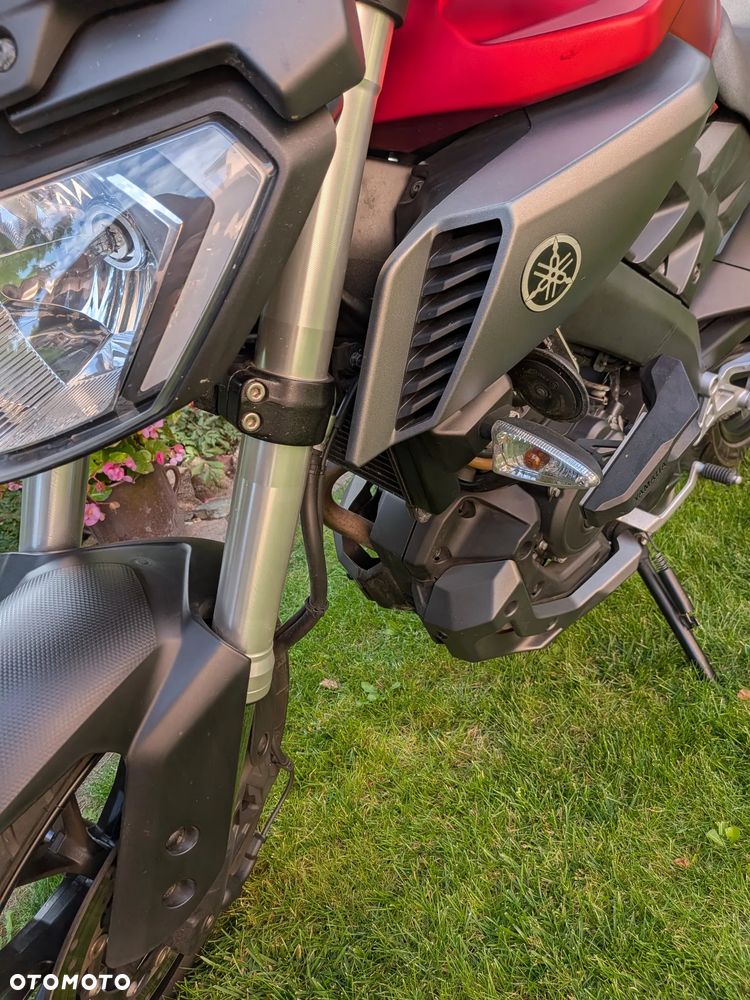 Yamaha MT - 16