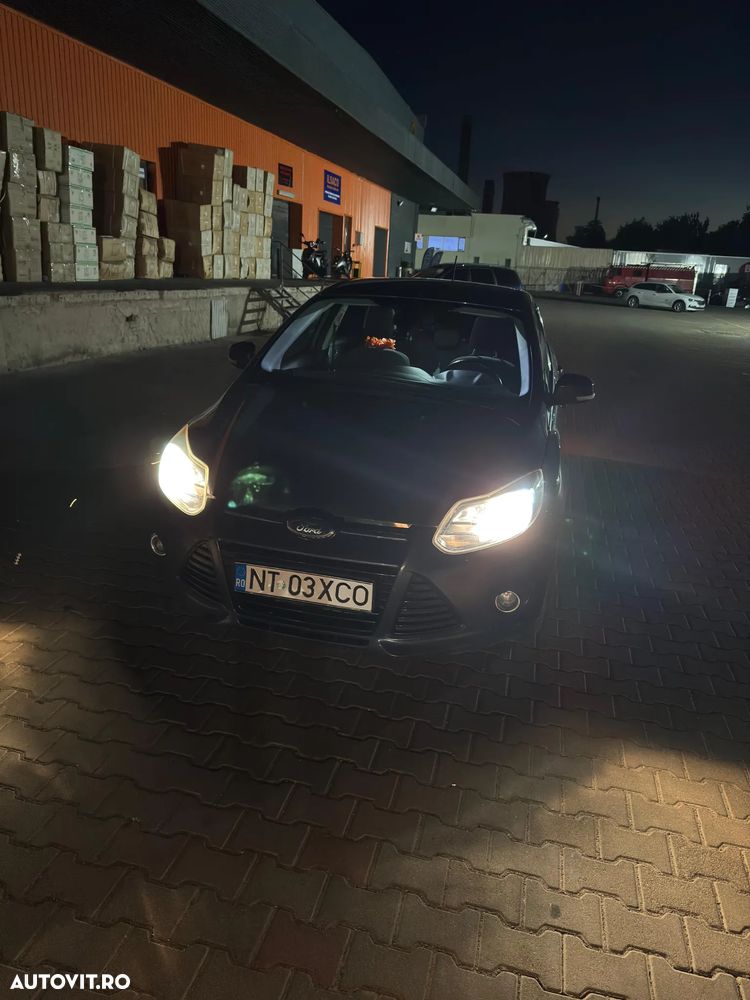 Ford Focus 1.6 TDCI DPF Start-Stopp-System Titanium - 2