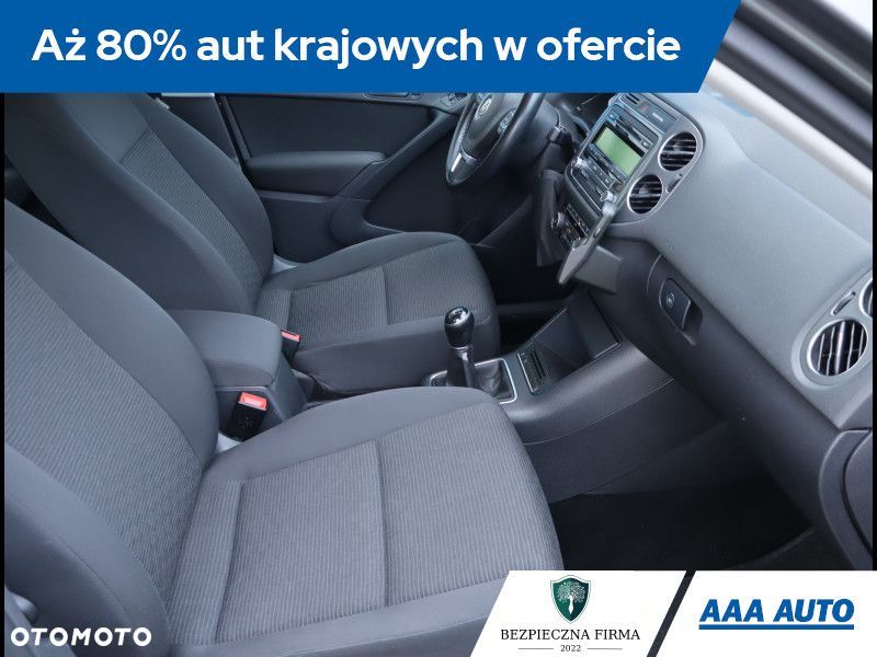 Volkswagen Tiguan - 10
