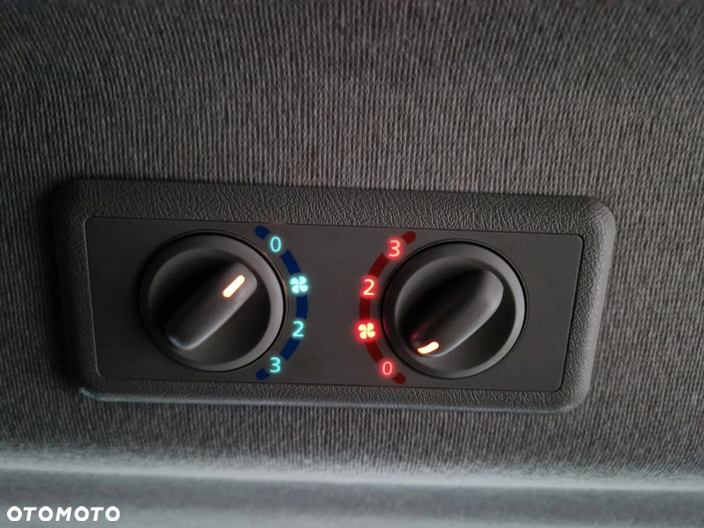 Renault Trafic - 25