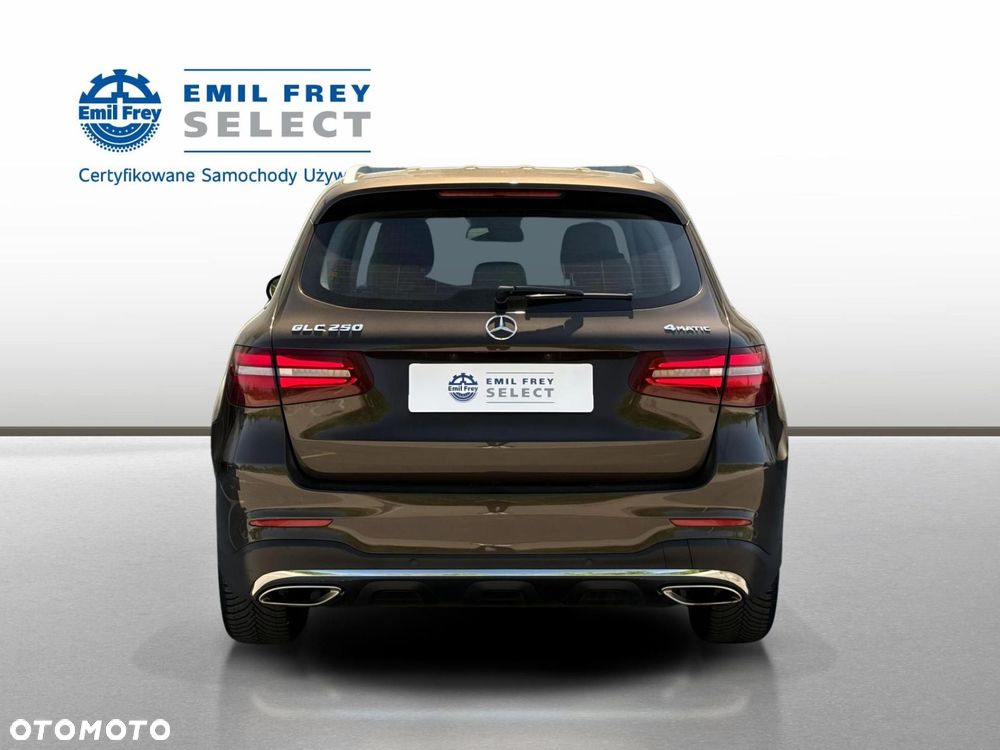 Mercedes-Benz GLC - 5