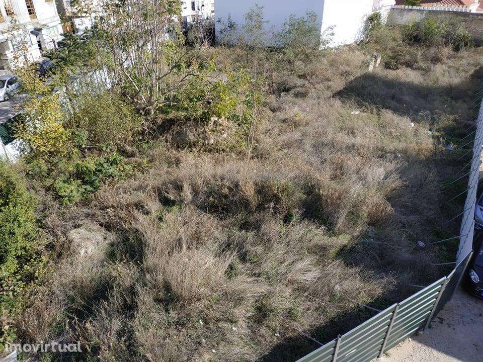 Terreno com PIP Aprovado – Projeto Residencial e Residência de... - Grande imagem: 3/5