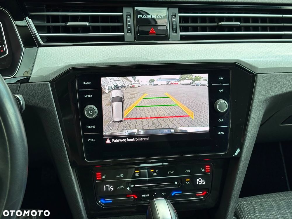 Volkswagen Passat 2.0 TDI BMT Comfortline DSG7 - 20