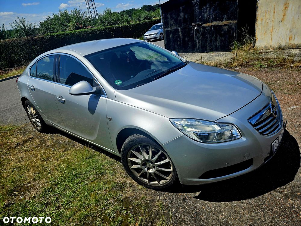 Opel Insignia - 1