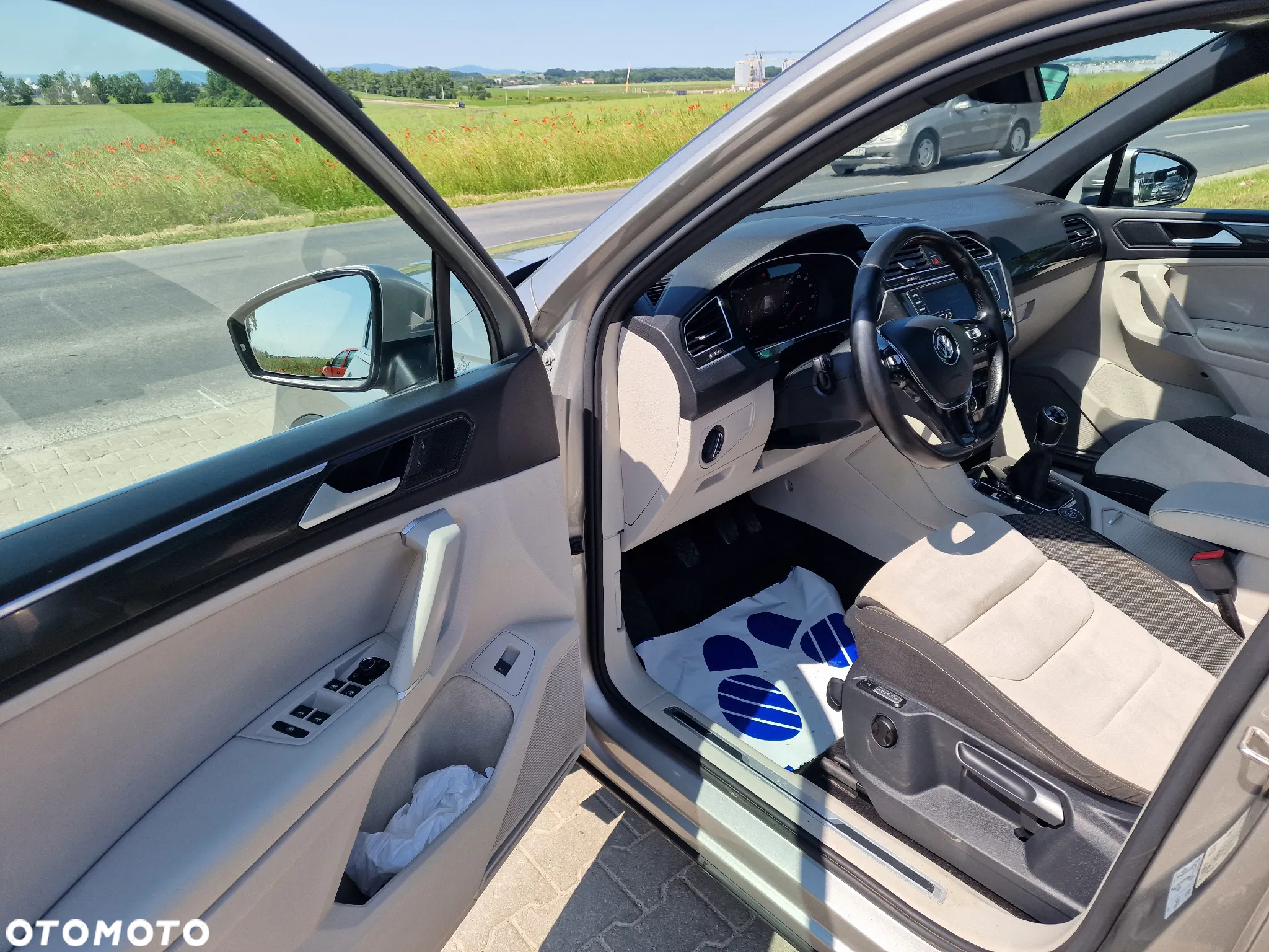 Volkswagen Tiguan 2.0 TDI SCR BlueMotion Technology Exclusive - 18