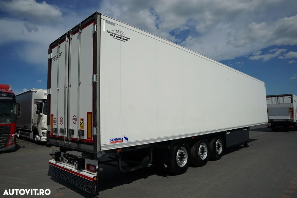 Schmitz Cargobull CAMION FRIGORIFER / TRANSPORT MAXIMA 1300 / AXĂ RIDICATĂ / COȘ PENTRU PALEȚI - 8