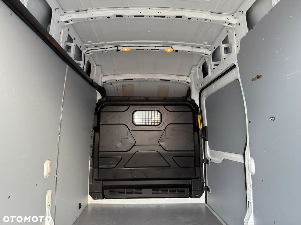 Ford Transit 2,2 L2H3 - 14