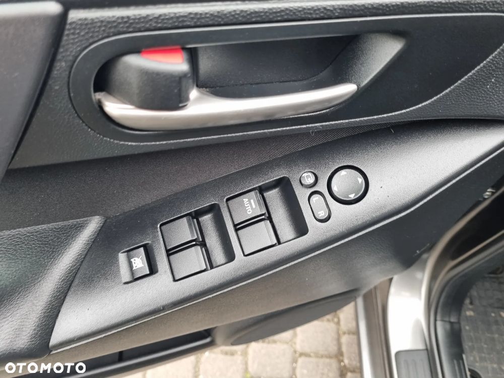 Mazda 3 1.6 MZR Edition 125 - 24