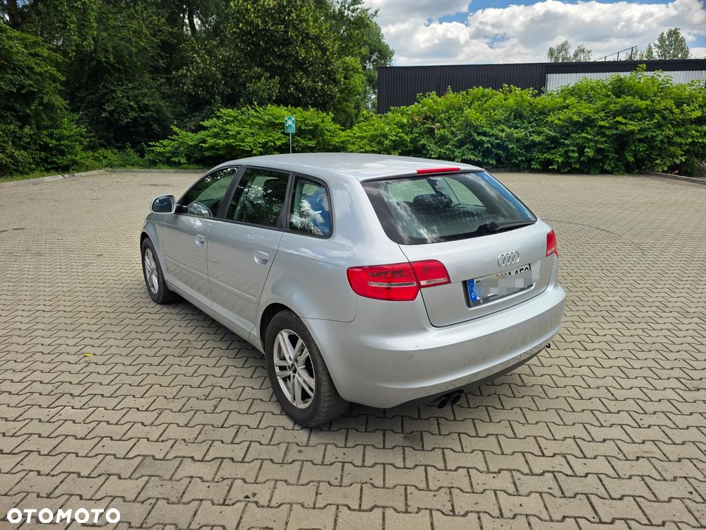 Audi A3 Sportback - 15