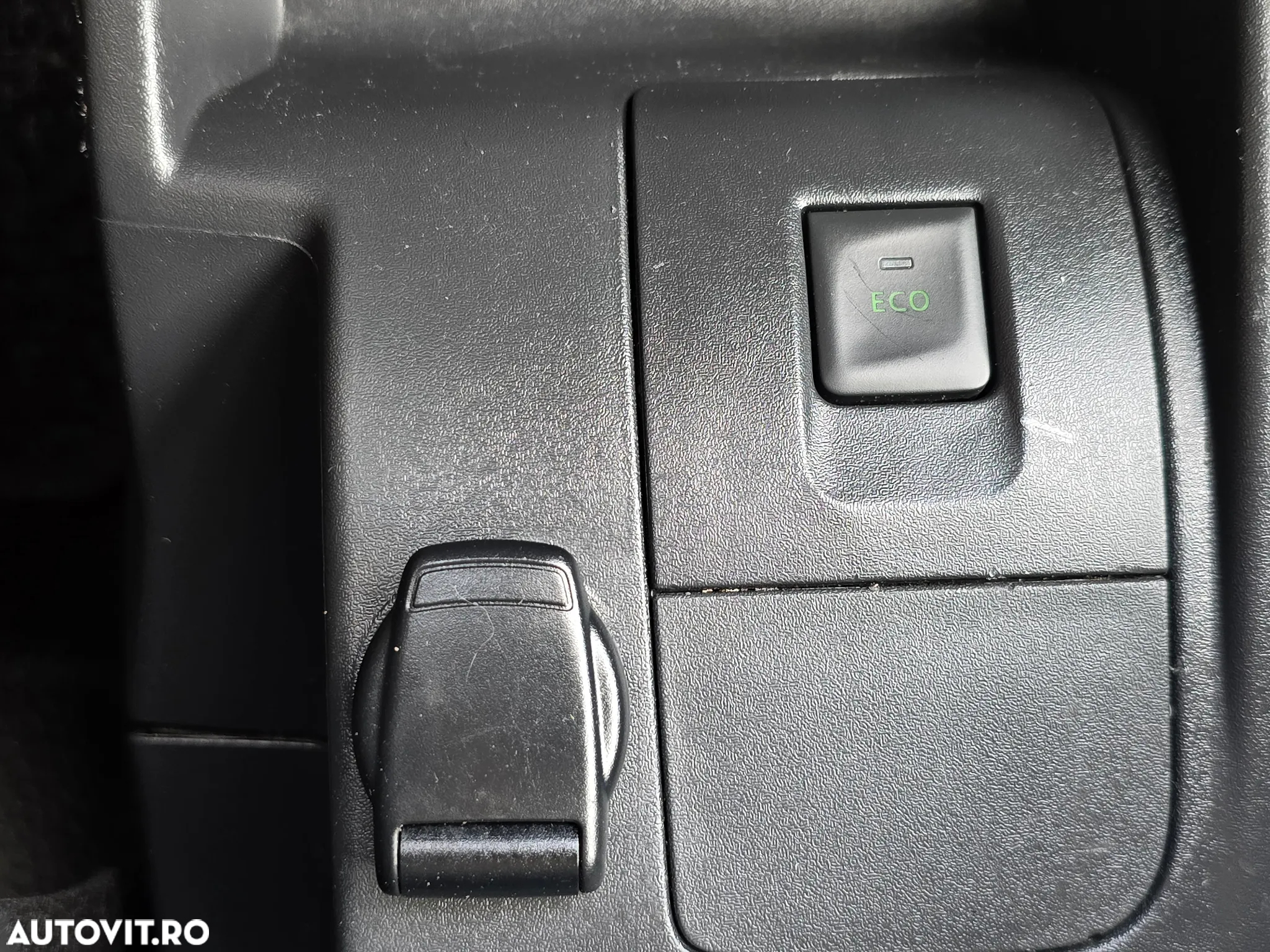 Renault KANGOO - 32