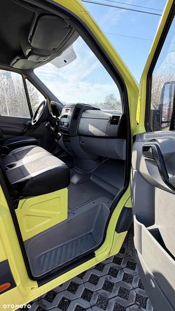 Mercedes-Benz Sprinter 513 - 10
