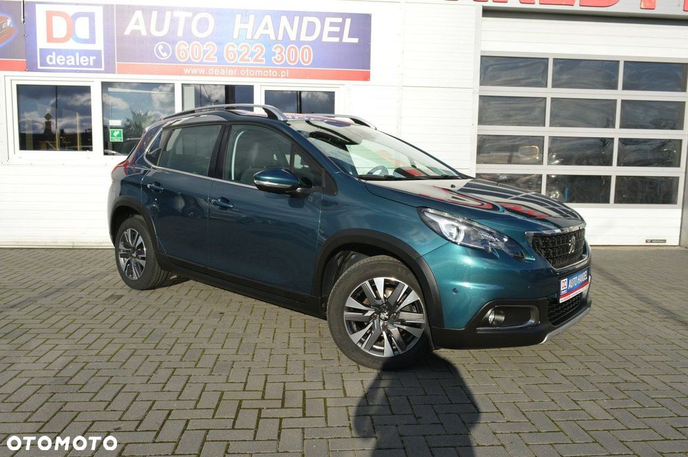 Peugeot 2008 1.2 Pure Tech Style EU6 - 9