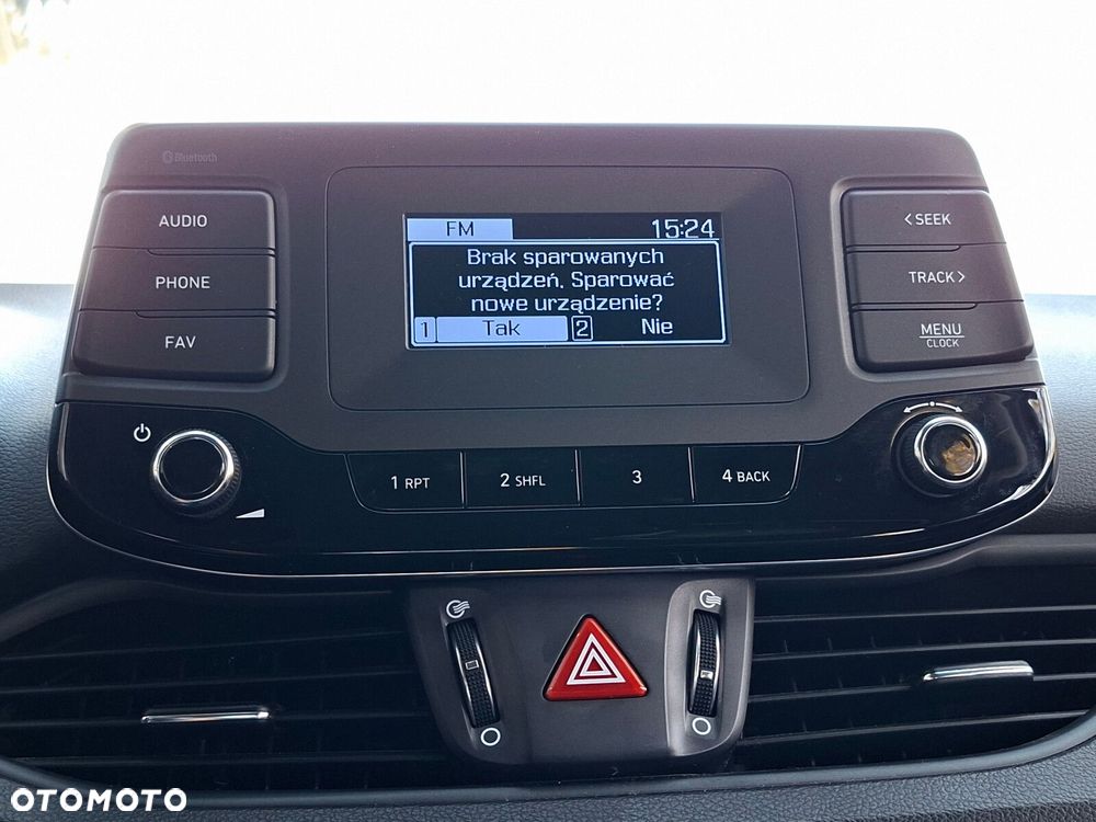 Hyundai i30 1.5 DPI Classic + - 32