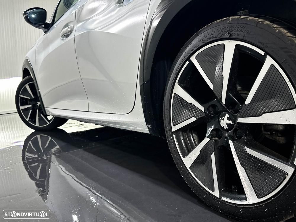 Peugeot e-208 50 kWh GT Pack - 8