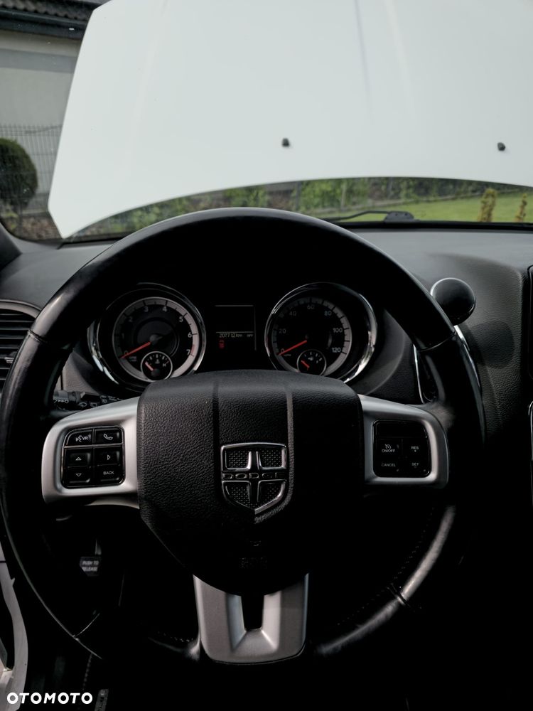 Dodge Grand Caravan 3.6 R/T - 19