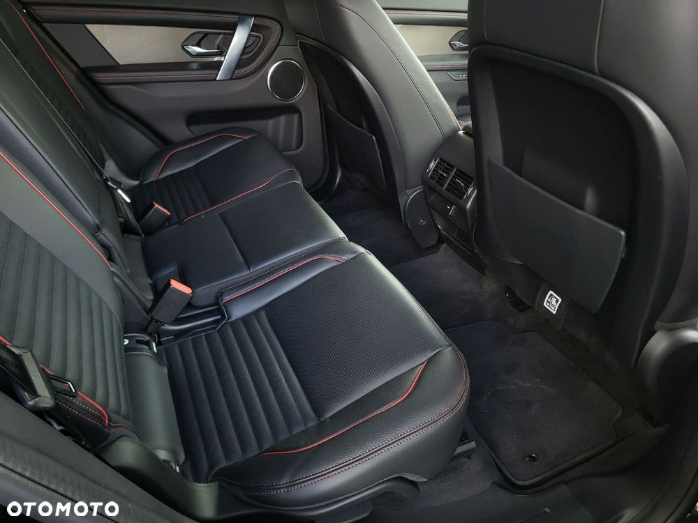 Land Rover Discovery Sport - 30