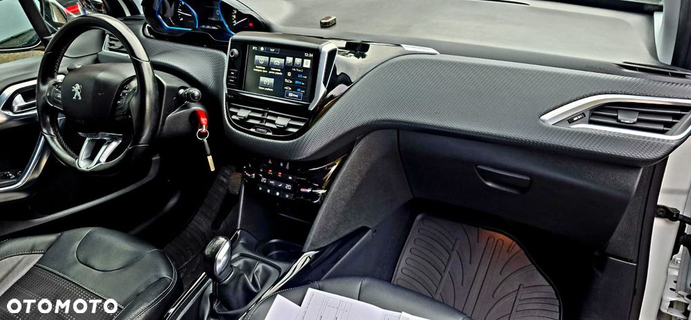 Peugeot 2008 1.6 BlueHDi Allure - 8