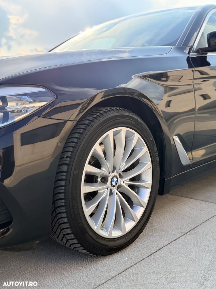 BMW Seria 5 520d AT - 8