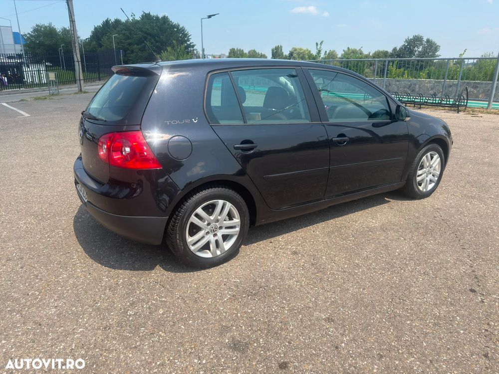 Volkswagen Golf 1.6 Trendline - 6