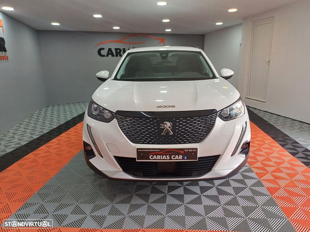 Peugeot 2008 1.2 PureTech Allure EAT8 - 3