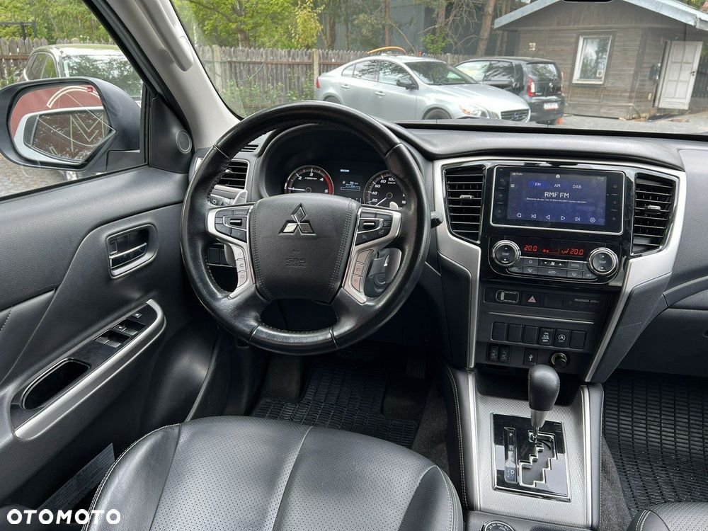 Mitsubishi L200 2.2 d DC Instyle Plus - 4