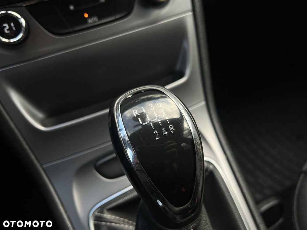 Opel Astra 1.4 T GPF Enjoy S&S - 19