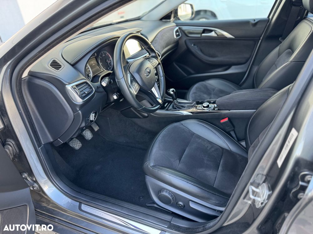 Infiniti Q30 1.5d Premium Tech - 9