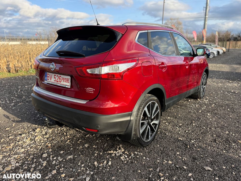 Nissan Qashqai 1.6 DCI Xtronic TEKNA+ - 6