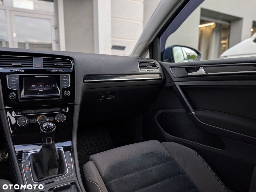 Volkswagen Golf 1.4 TSI BMT Highline - 15