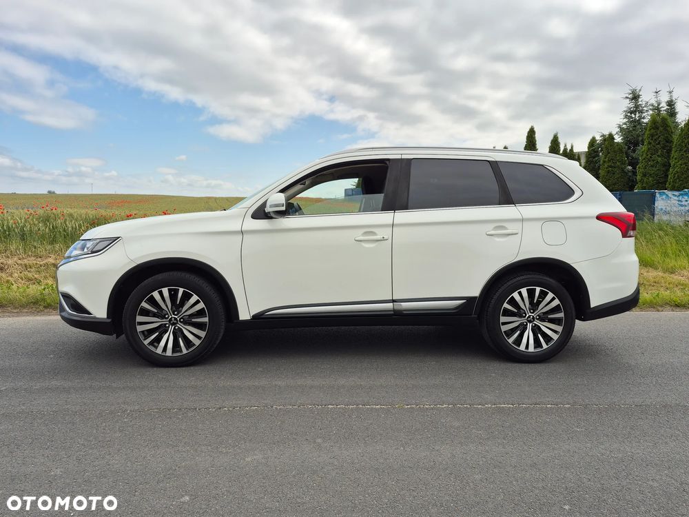 Mitsubishi Outlander - 6
