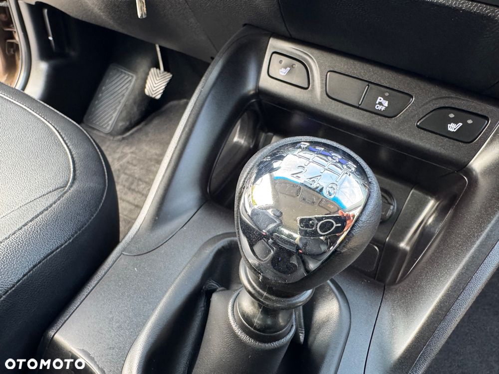 Hyundai ix35 2.0 4WD Trend - 31