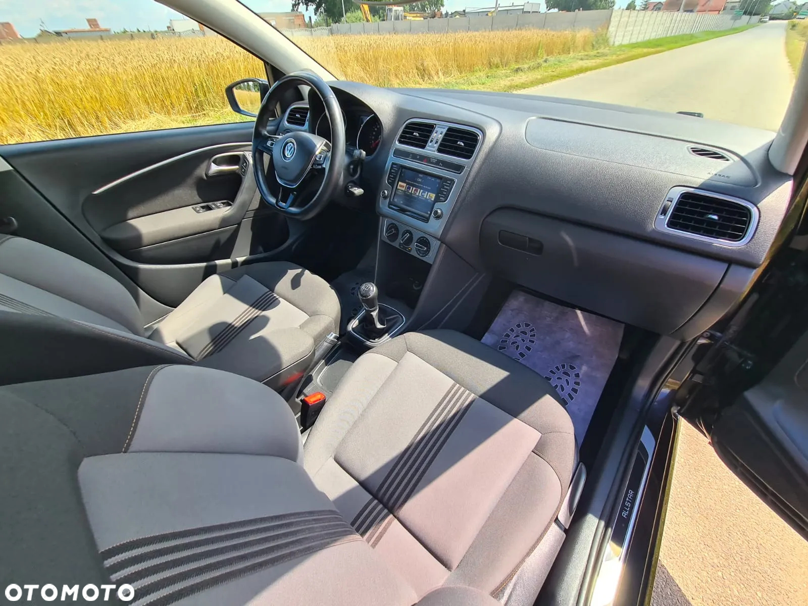 Volkswagen Polo 1.2 TSI Blue Motion Technology Allstar - 6