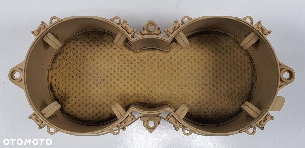 UCHWYT NA KUBKI RAMKA TUNELU VW PASSAT B5 3B0862531 - 1