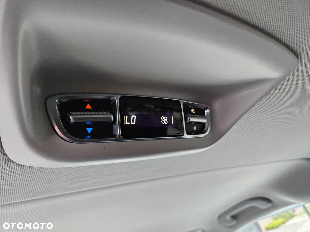 Mercedes-Benz Klasa V 300 d 4-Matic 9G-Tronic Avantgarde (ekstra d³) - 28