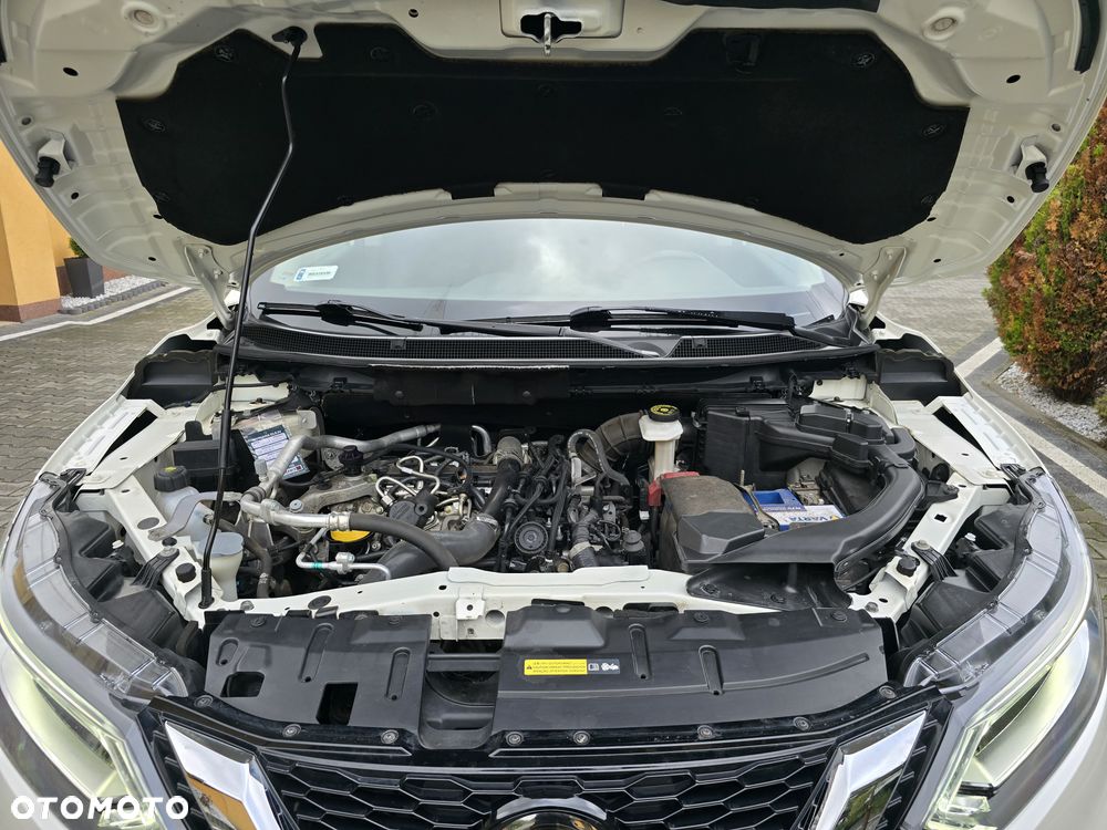 Nissan Qashqai 1.3 DIG-T N-CONNECTA - 38