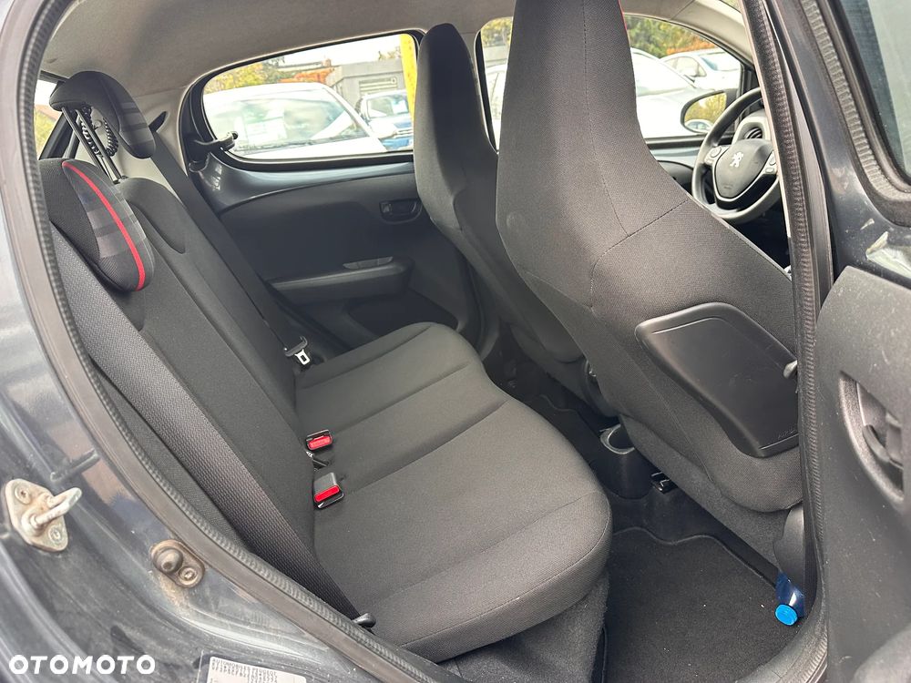 Peugeot 108 - 17