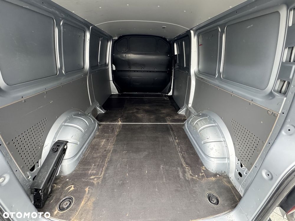 Volkswagen Transporter LONG L2 MAXI - 10