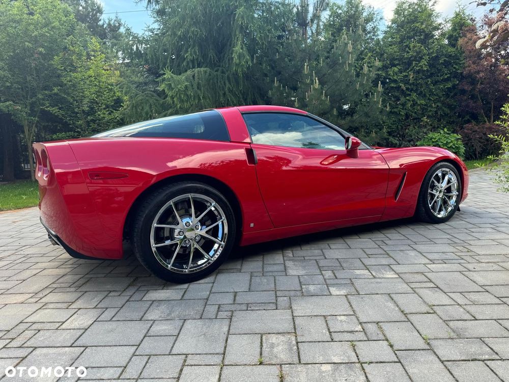 Chevrolet Corvette - 9