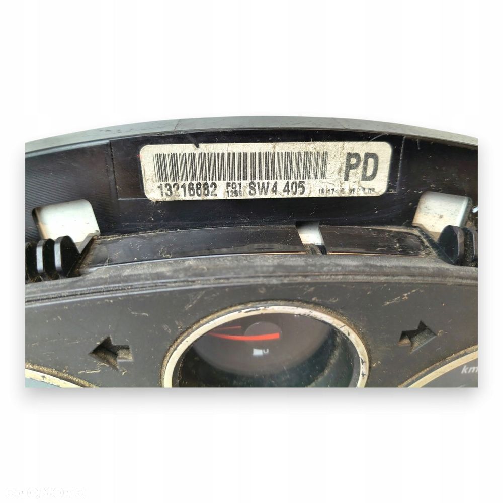 LICZNIK ZEGARY 13216682 PD Opel Astra H Zafira B 1.6 1.8 B 189 931km europa - 2