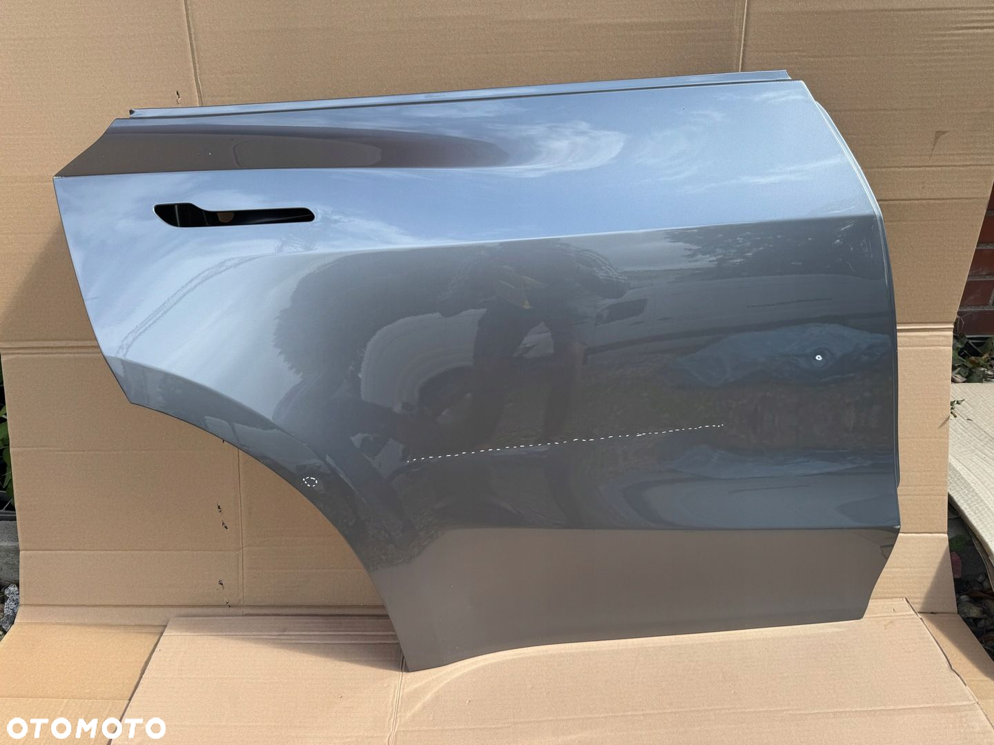 TESLA Y DRZWI TYŁ TYLNE PRAWE ORG - 2
